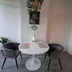 La Vie En Rose Apartamento *